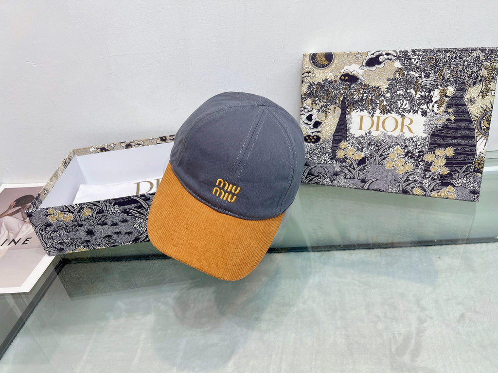 M1Q105A116 Popular hats
