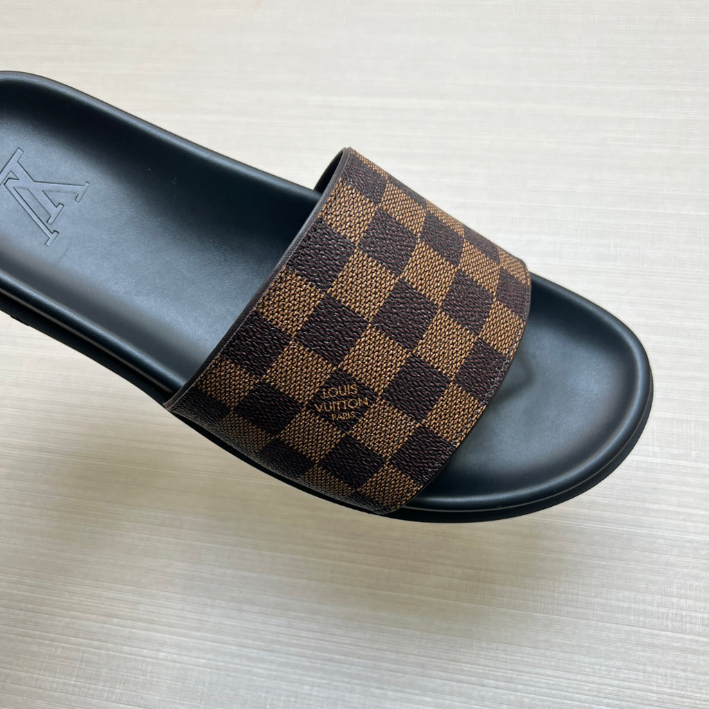 Z5ZE60 Popular slippers