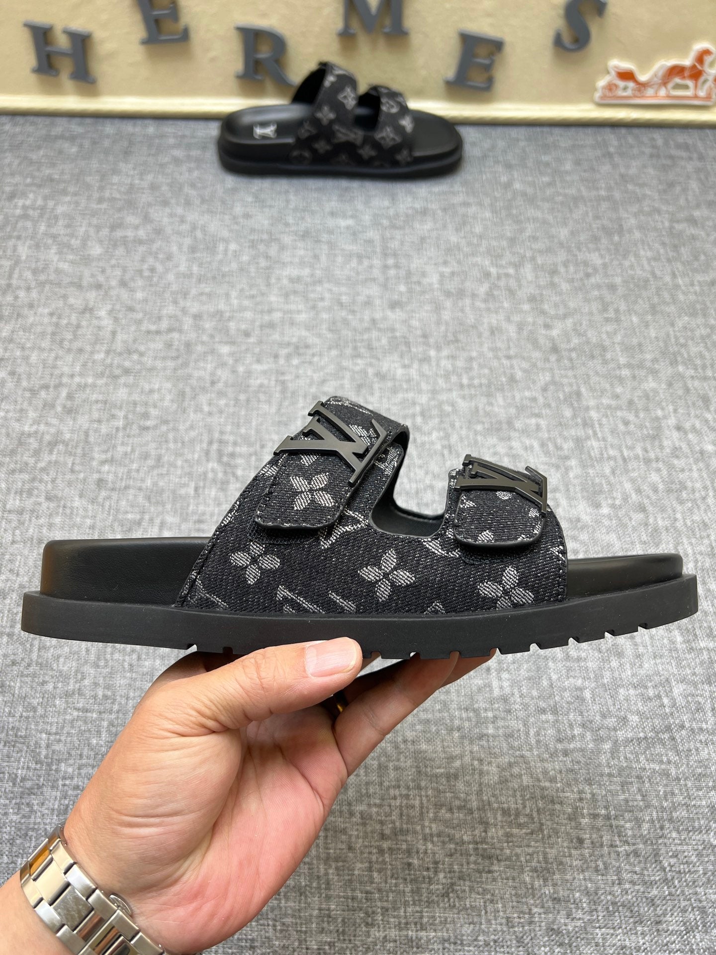 Z5R35E2 Popular Slippers shoes