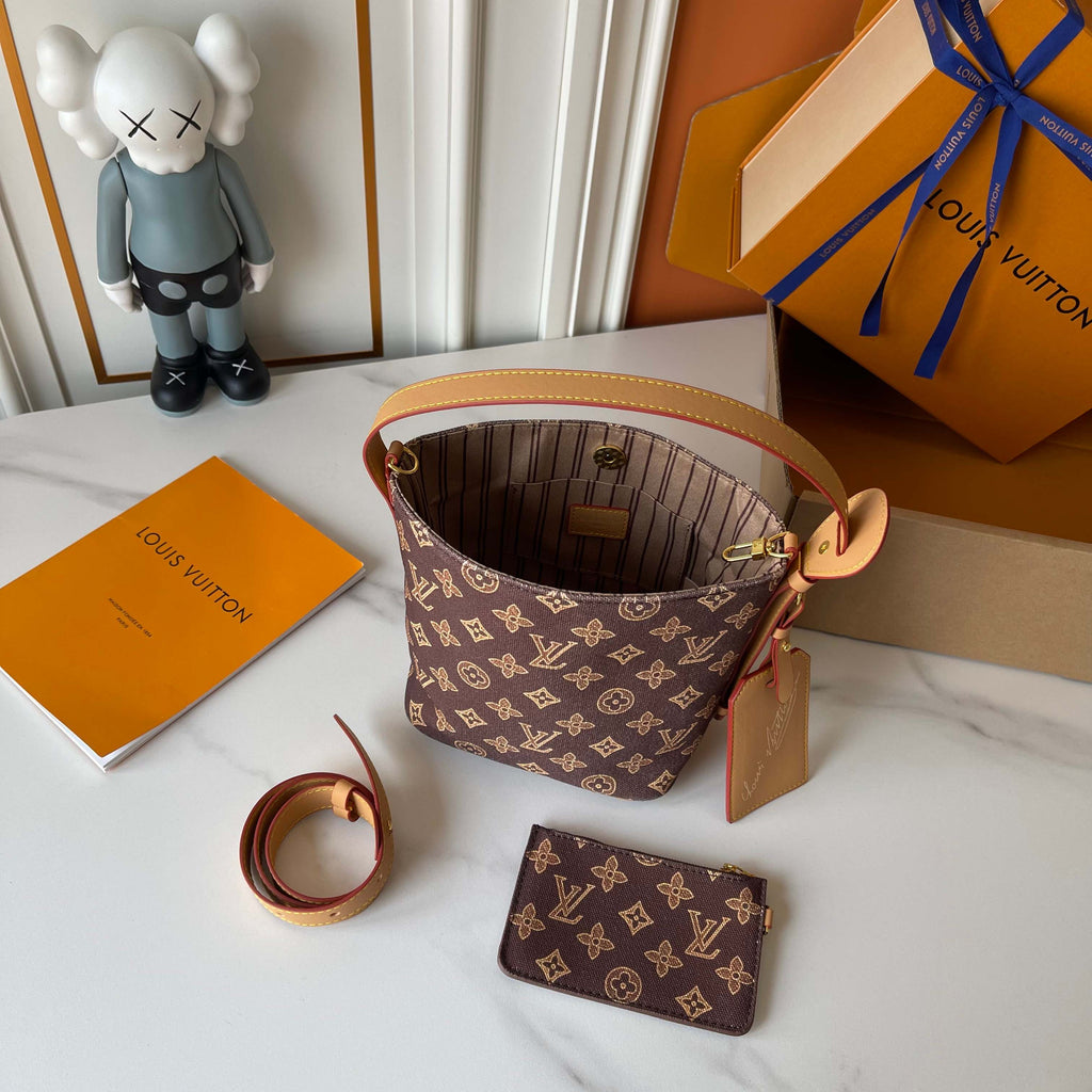 B1P36E29 Popular  bag