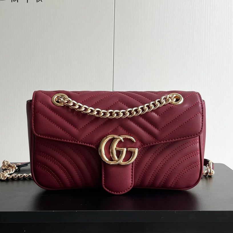 B1P36B67 Popular leather bag