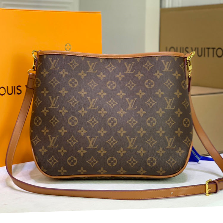 B1X51E01 Popular  leather bag 