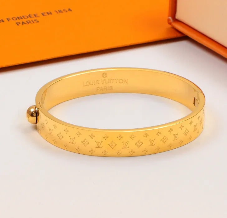 X1B90E23K  Popular Bracelets