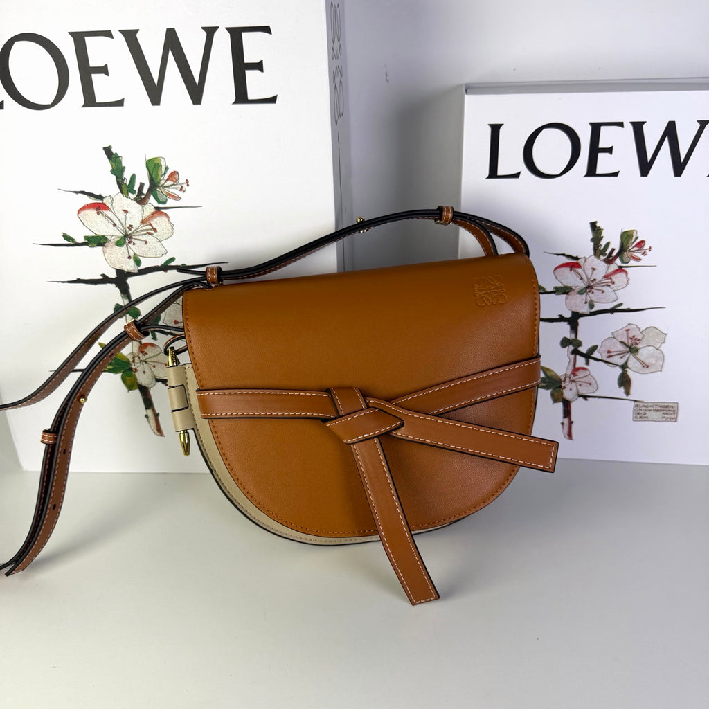 B1R76A27 Popular  leather bag