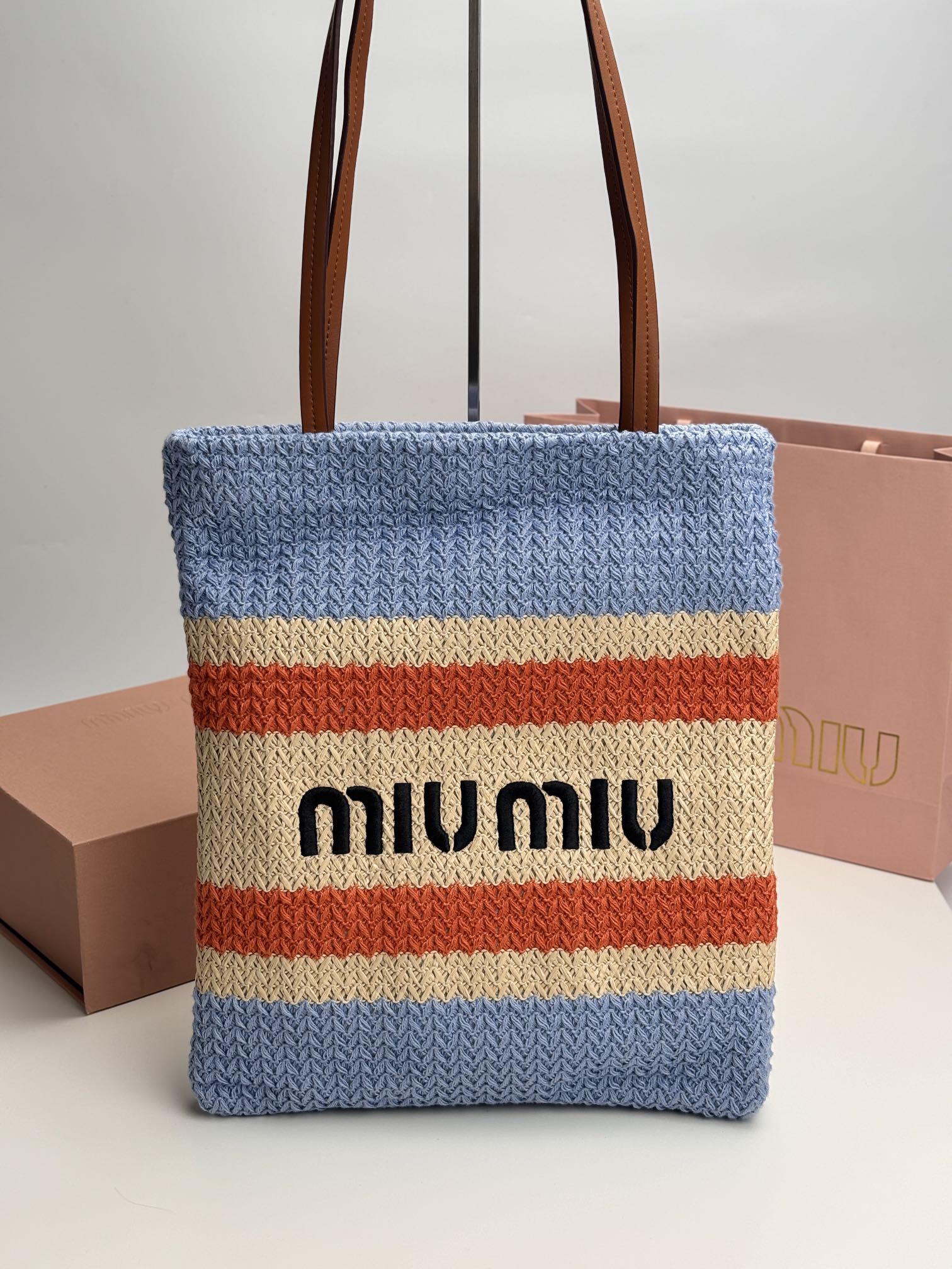 B1X104A77 Popular   Woven Bag