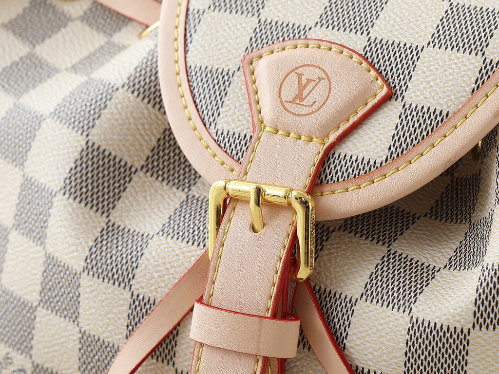 B1R15E18 Popular  leather bag