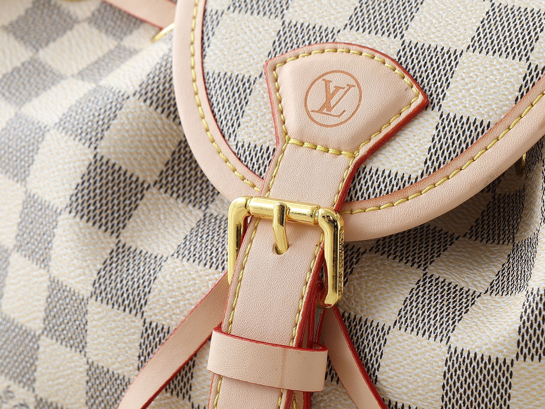 B1R15E18 Popular  leather bag