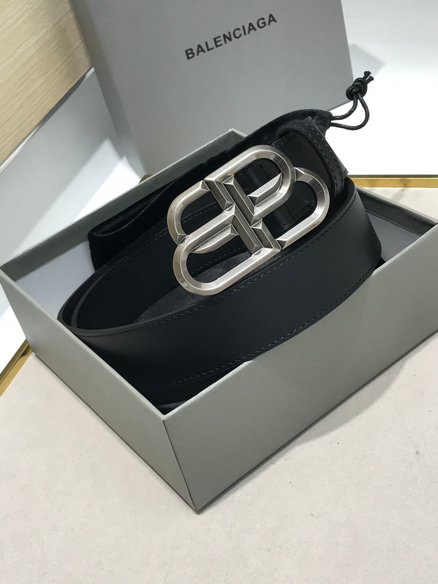 P2R55J3 Popular  High quality belt With full package