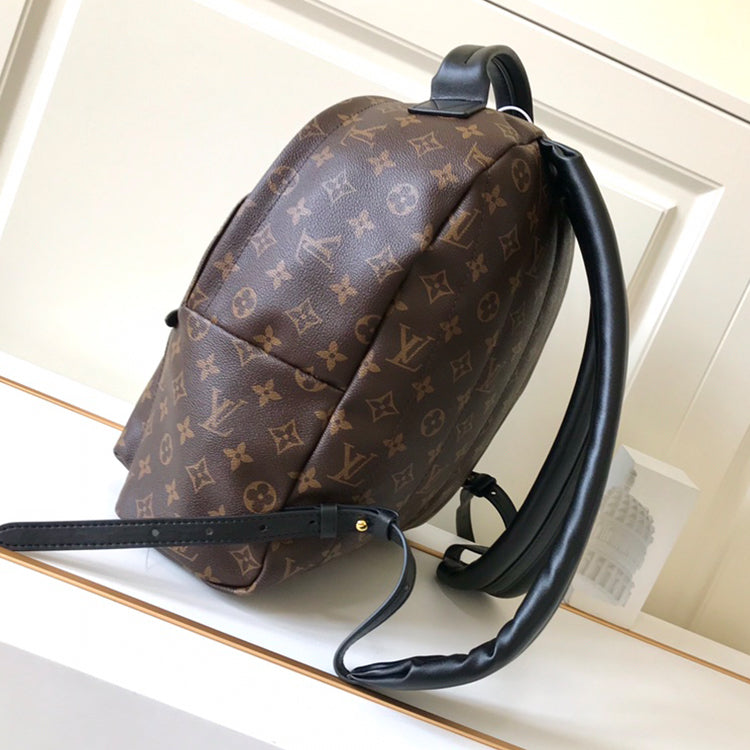 B1P11E70 Popular leather backpacks