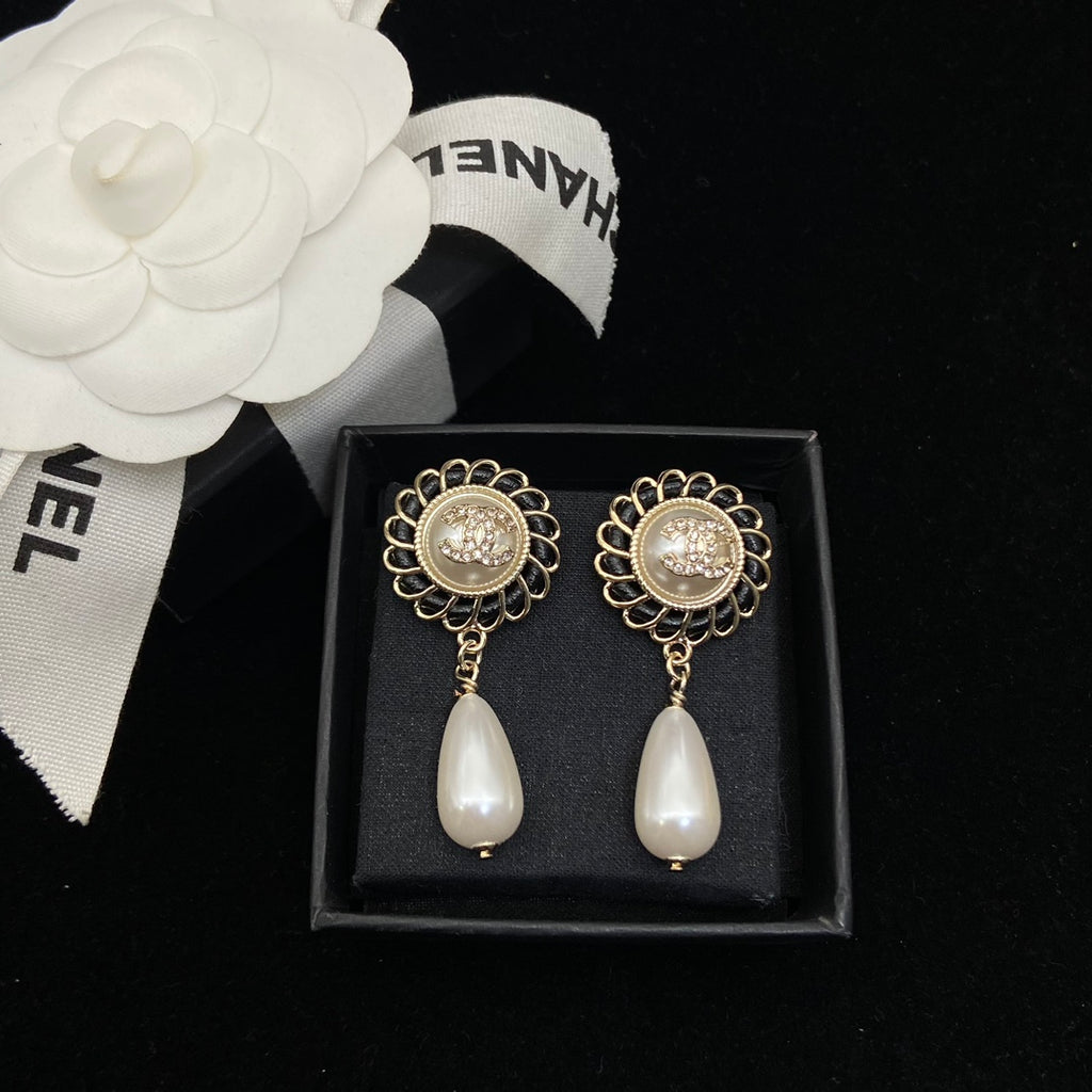 X1Z94C681E Popular Earrings