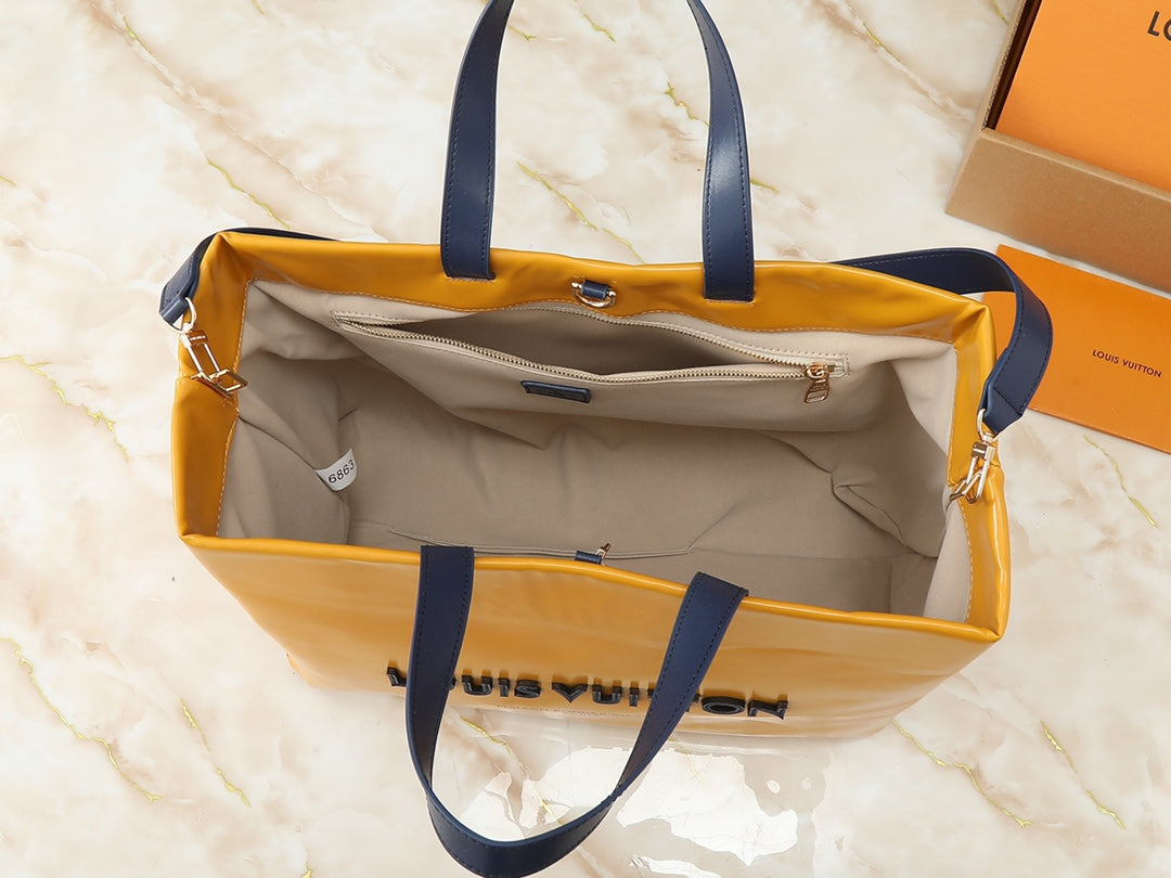 B1X45E9 Popular  leather bag