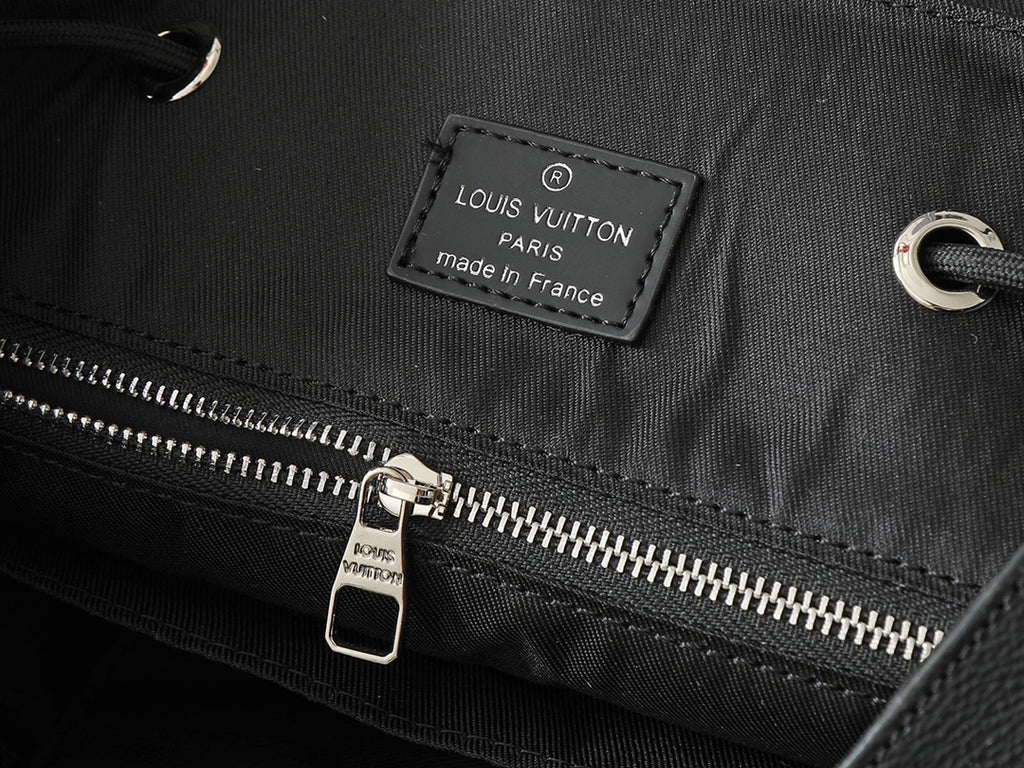 B1W25E70 Popular  Backpacks
