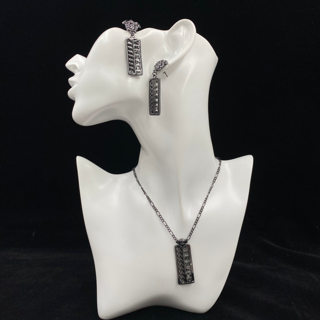 X1R75V100X Popular   Necklace. Earrings