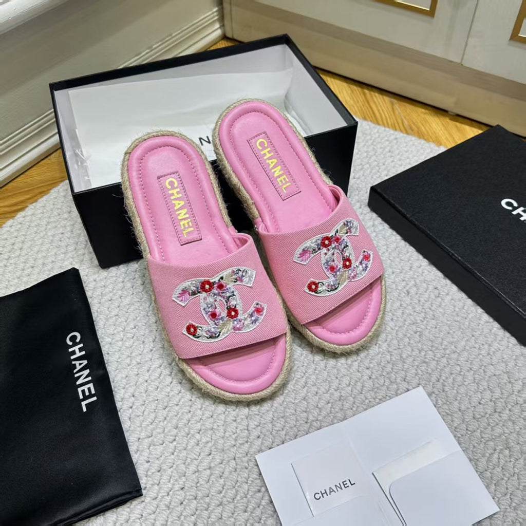 Z2Q55C43 Popular leather shoes