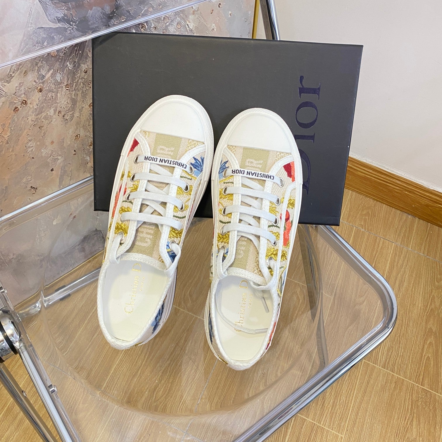 Z1XD67 Popular shoes