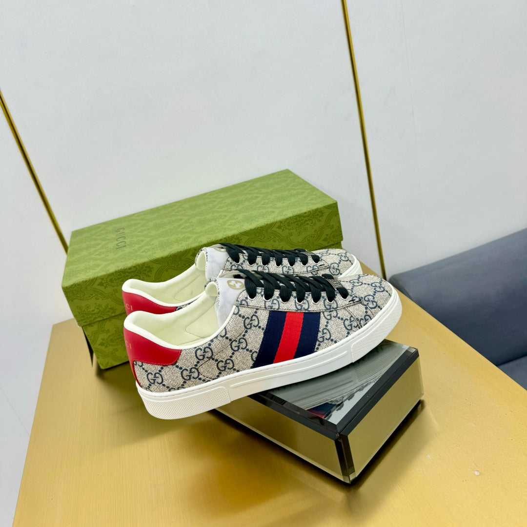 Z2Q105B386 Popular high-quality Shoes
