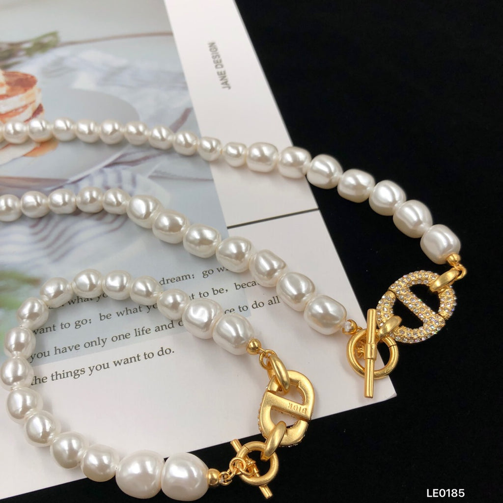 X1B42D23K  Popular Bracelets. Necklaces