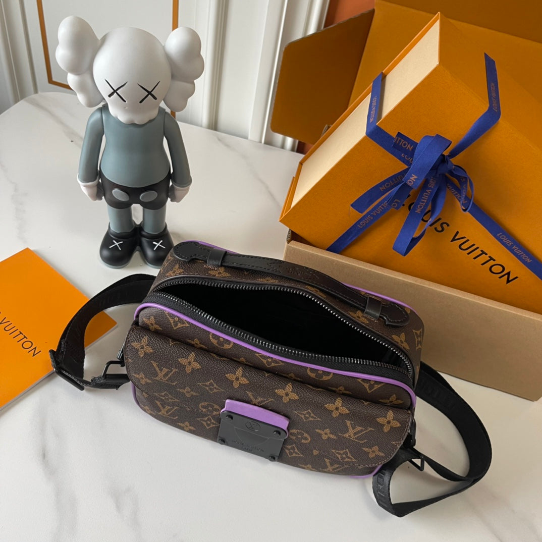 B1W15E38 Popular  leather bag