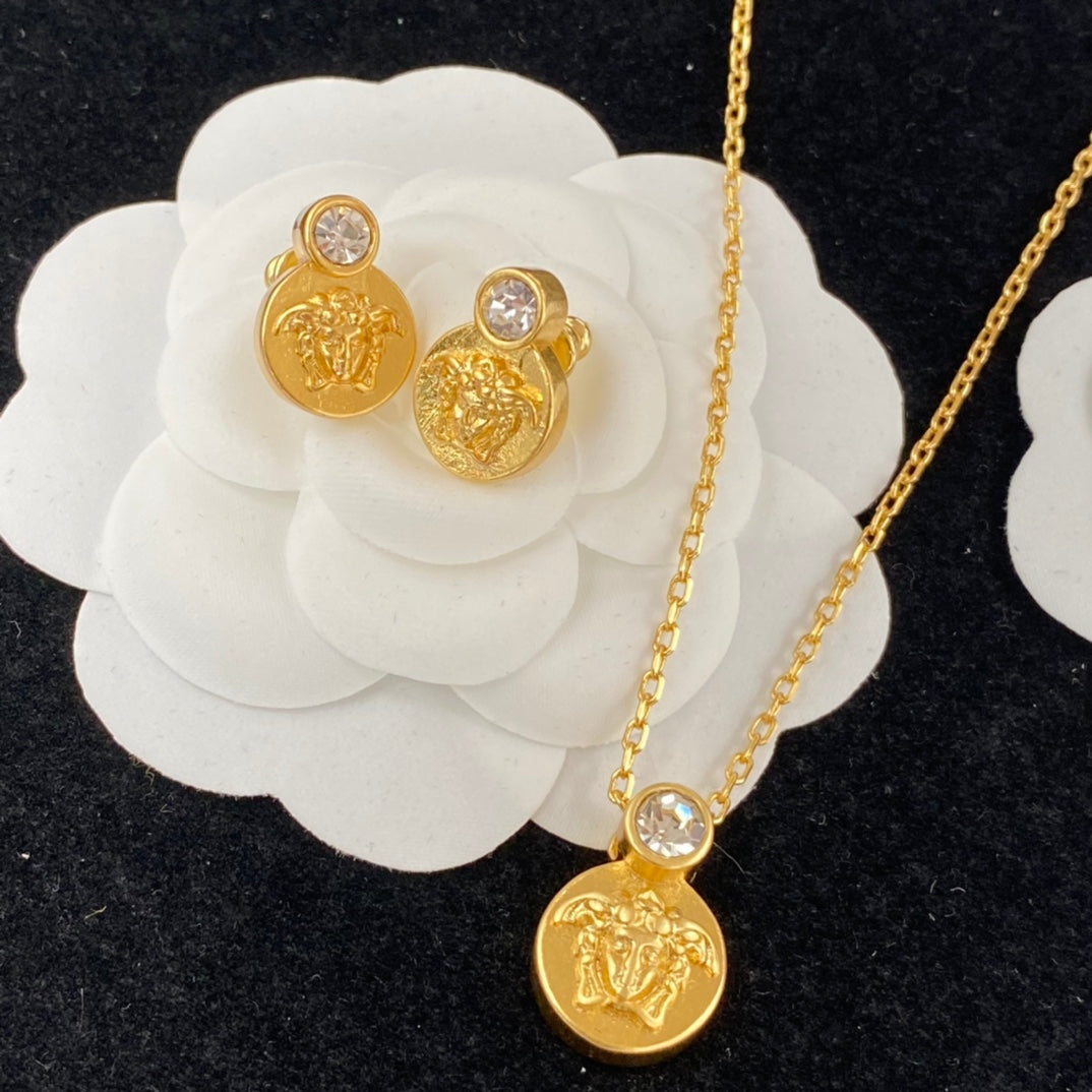 X1R75V77X Popular    Necklace . Earrings