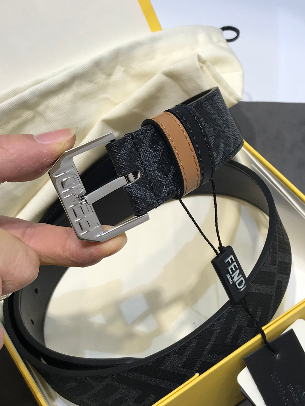 P1Q64F78 Popular   High quality belt With full package