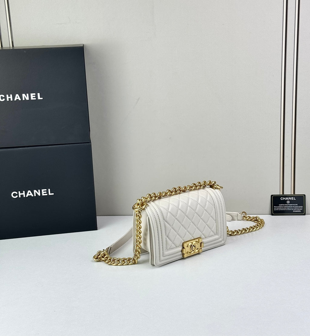B1P36C16 Popular leather bag