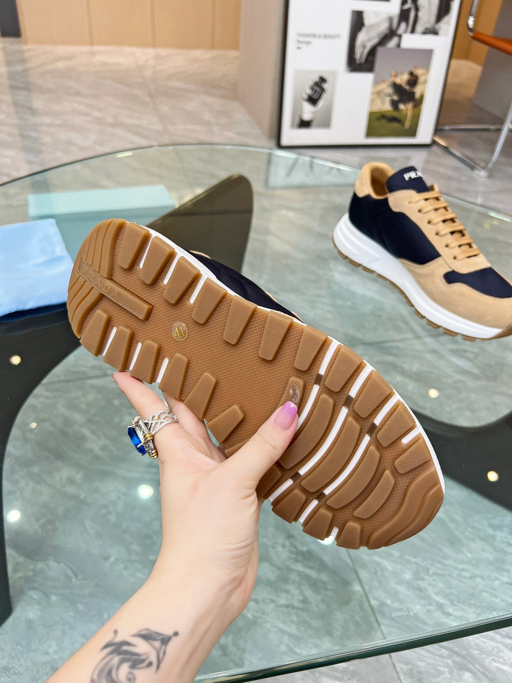 Z2LPD5  Popular high-quality shoes