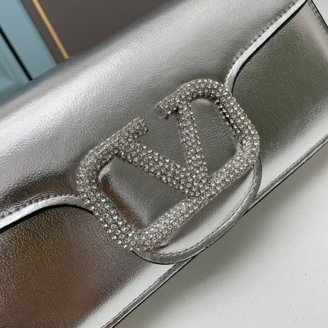 B1W35VL114 Popular  leather bag