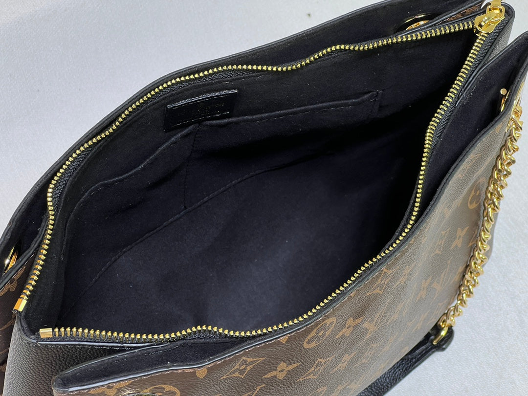 B1W15E36 Popular  leather bag