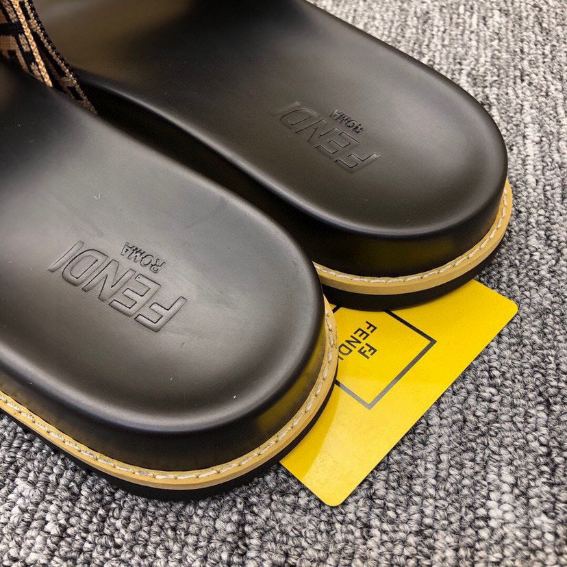 Z5XF102 Popular Slippers
