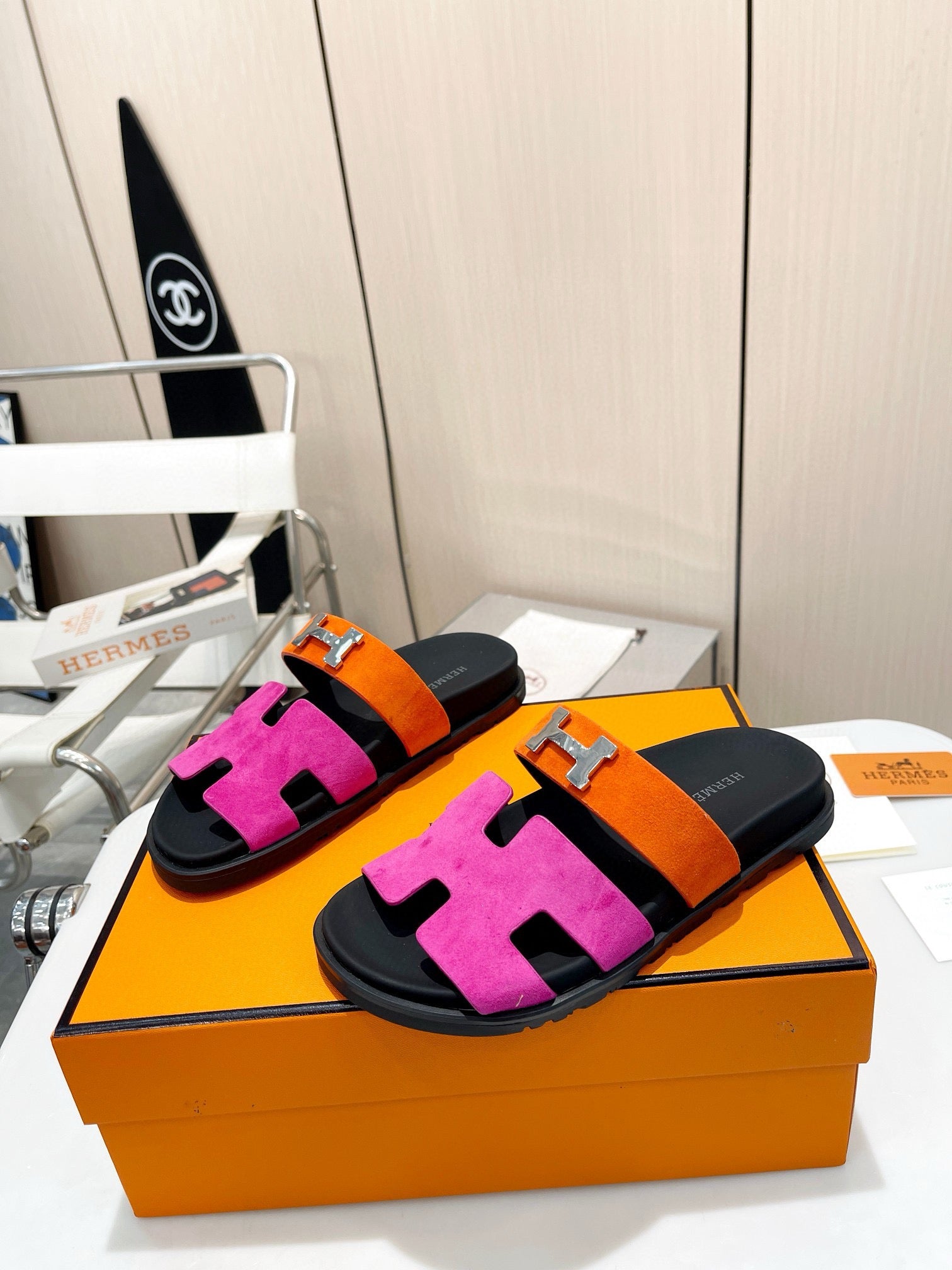 Z5R35H7  Popular Slippers shoes