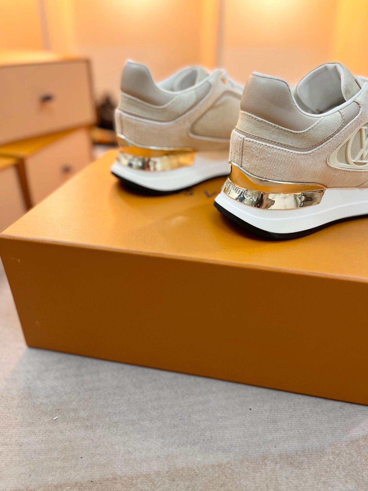 Z2P36E58 Popular high-quality leather Shoes