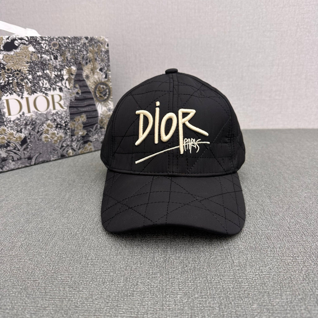 M1Q105D109 Popular hats